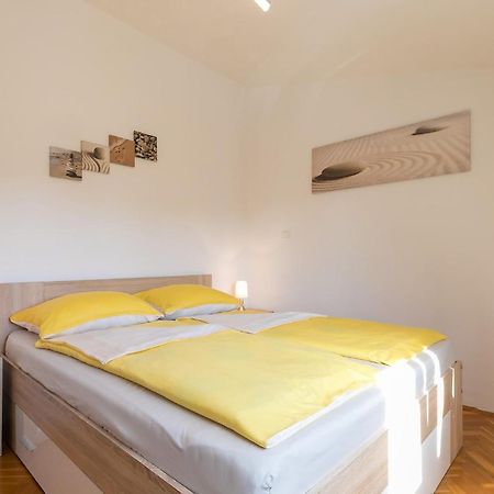Apartamento Nada Poreč Exterior foto